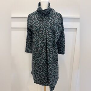 Women’s Knitting Dress Size large